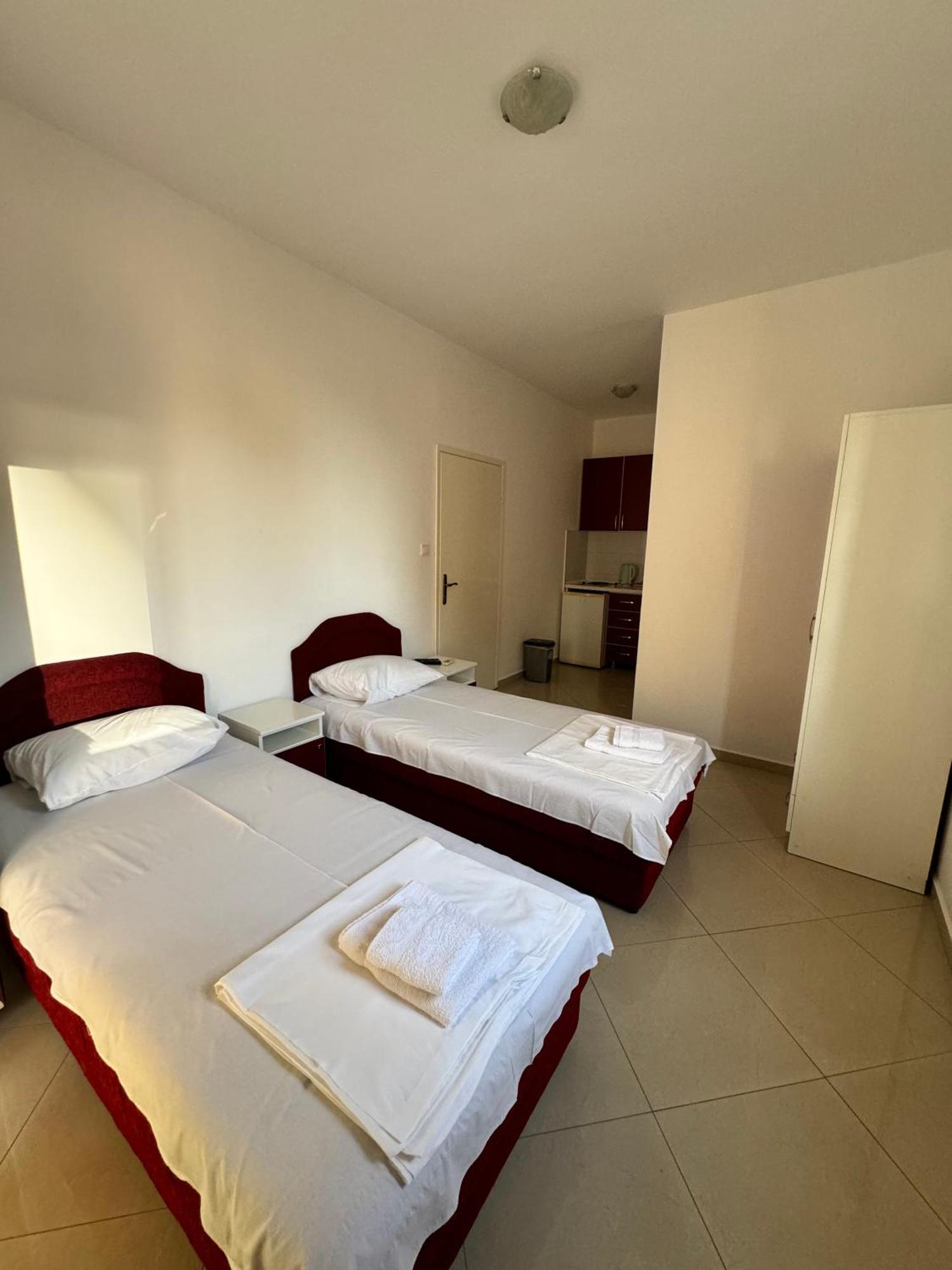 Prijevor Apartments Budva Bagian luar foto